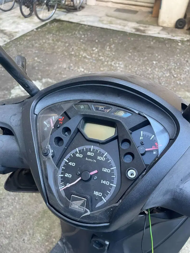 Honda SH 150i ABS (2013 - 16) (5)