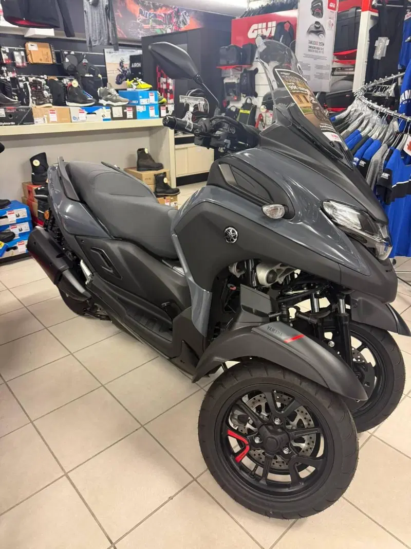 Yamaha Tricity 300 (2021 - 24)