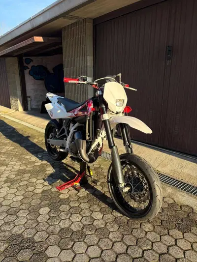 Husqvarna SMS 125 4 (2010 - 12) usata