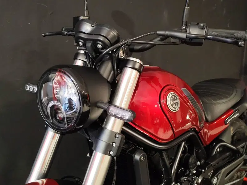 Benelli Leoncino 500 (2021 - 25) (7)