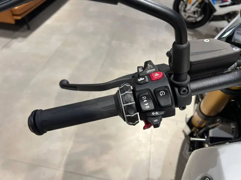 Bmw R 12 G/S (2026) (9)