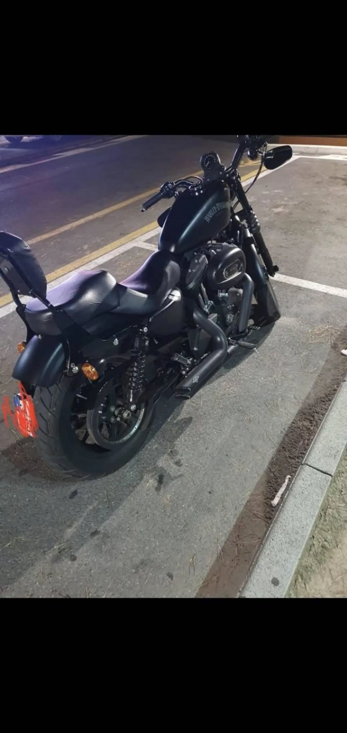 Harley-Davidson 883 Iron (2014 - 16) - XL 883N (4)