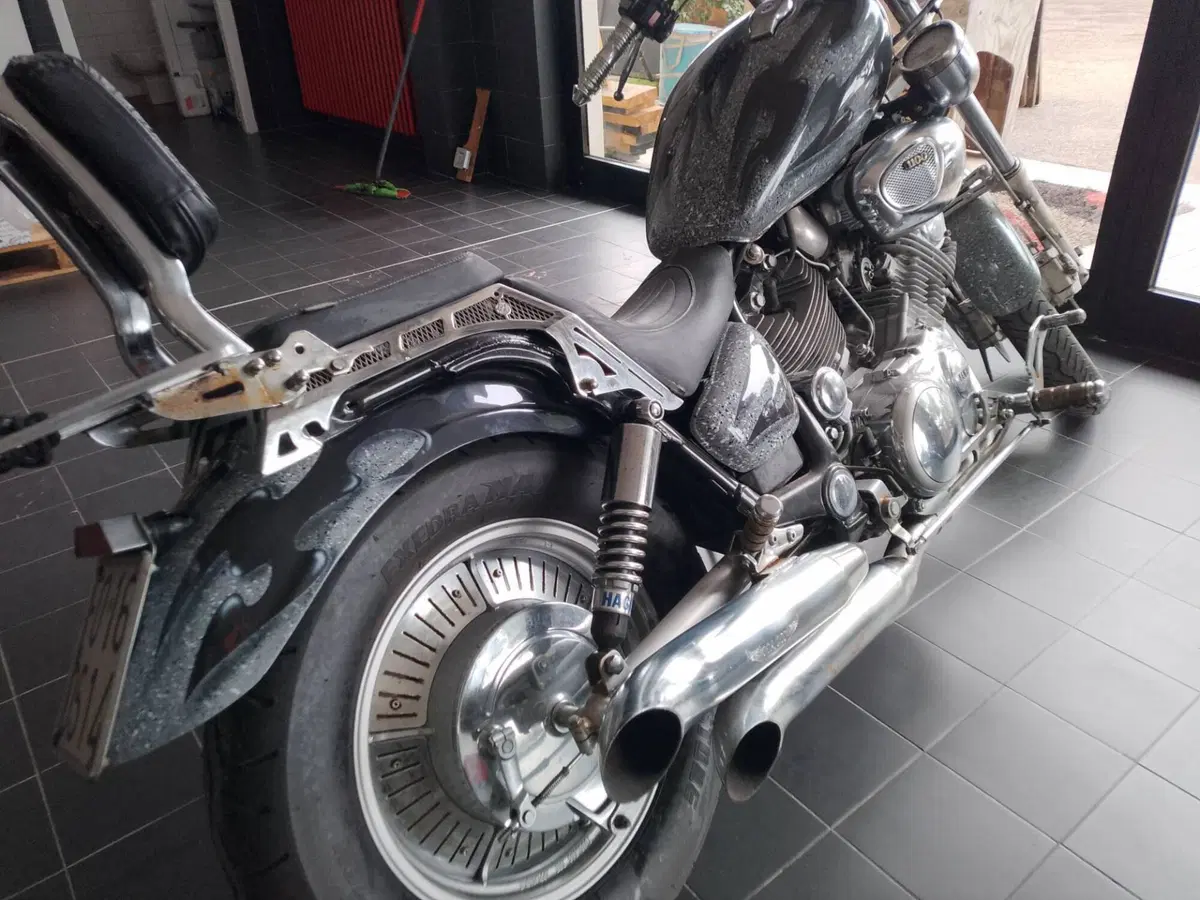 Yamaha XV1100 Virago (6)