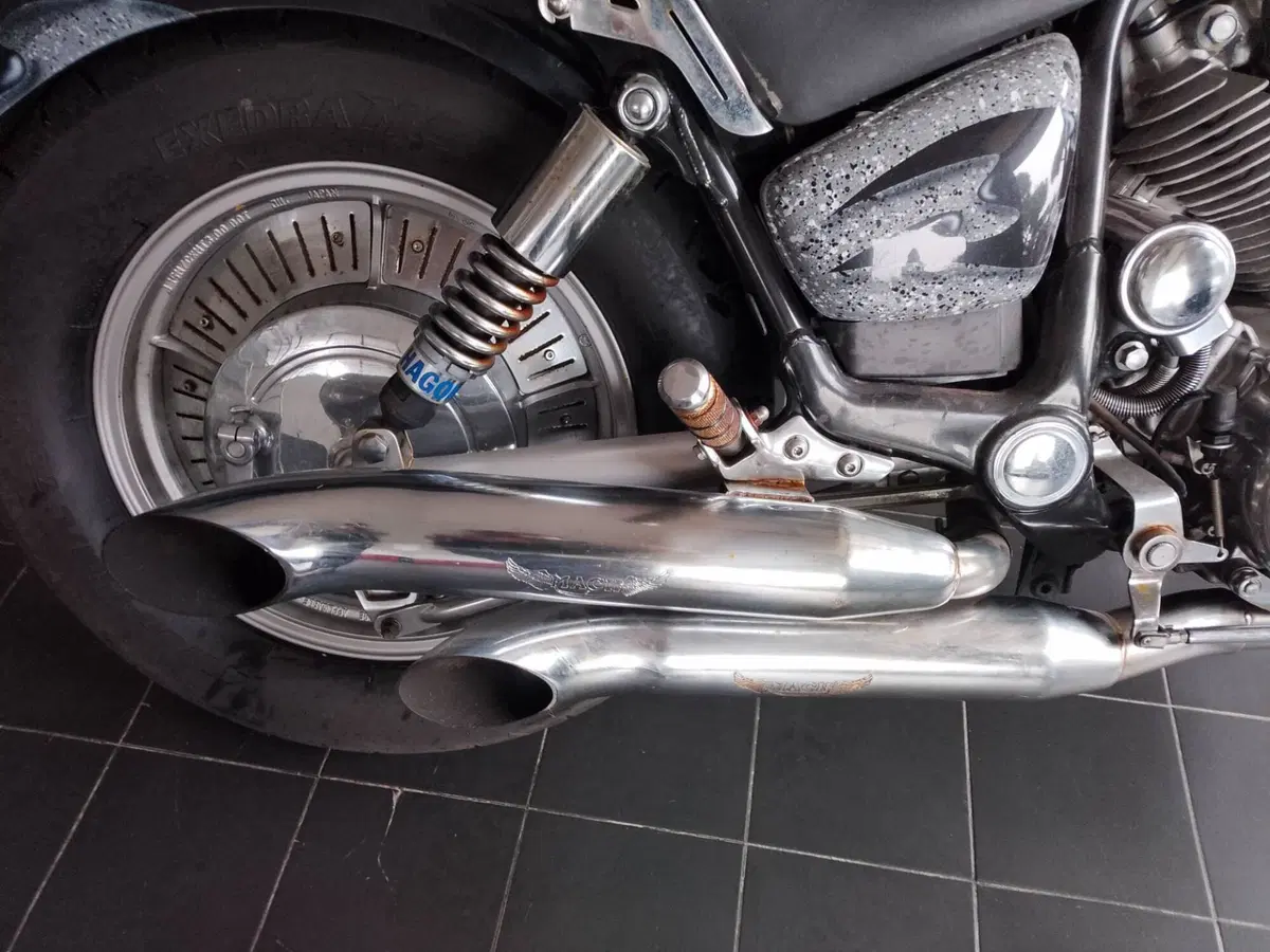 Yamaha XV1100 Virago (8)