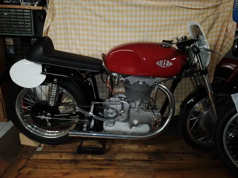 Gilera Saturno Piuma Replica