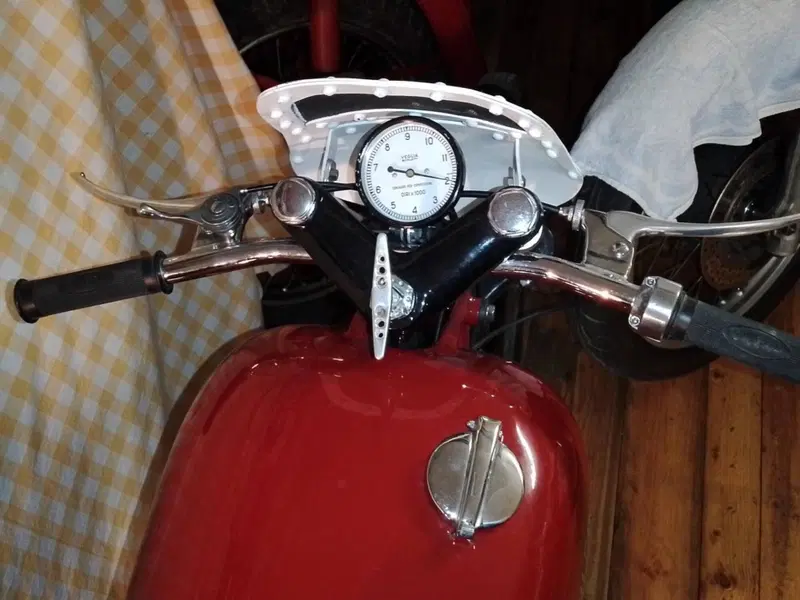 Gilera Saturno Piuma Replica (7)
