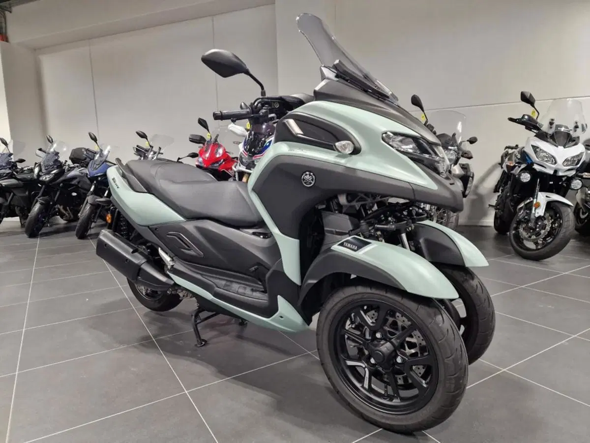 Yamaha Tricity 300 (2021 - 24) (3)