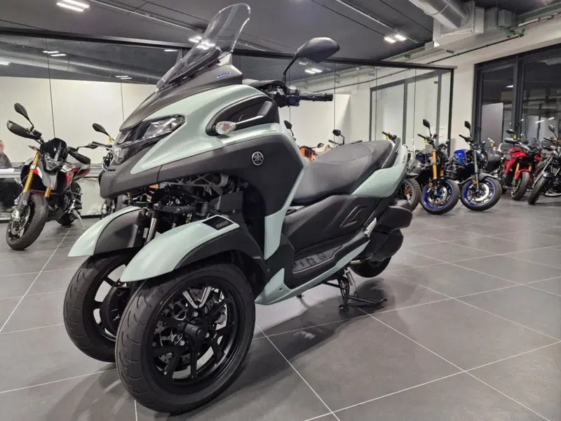 Yamaha Tricity 300 (2021 - 24)