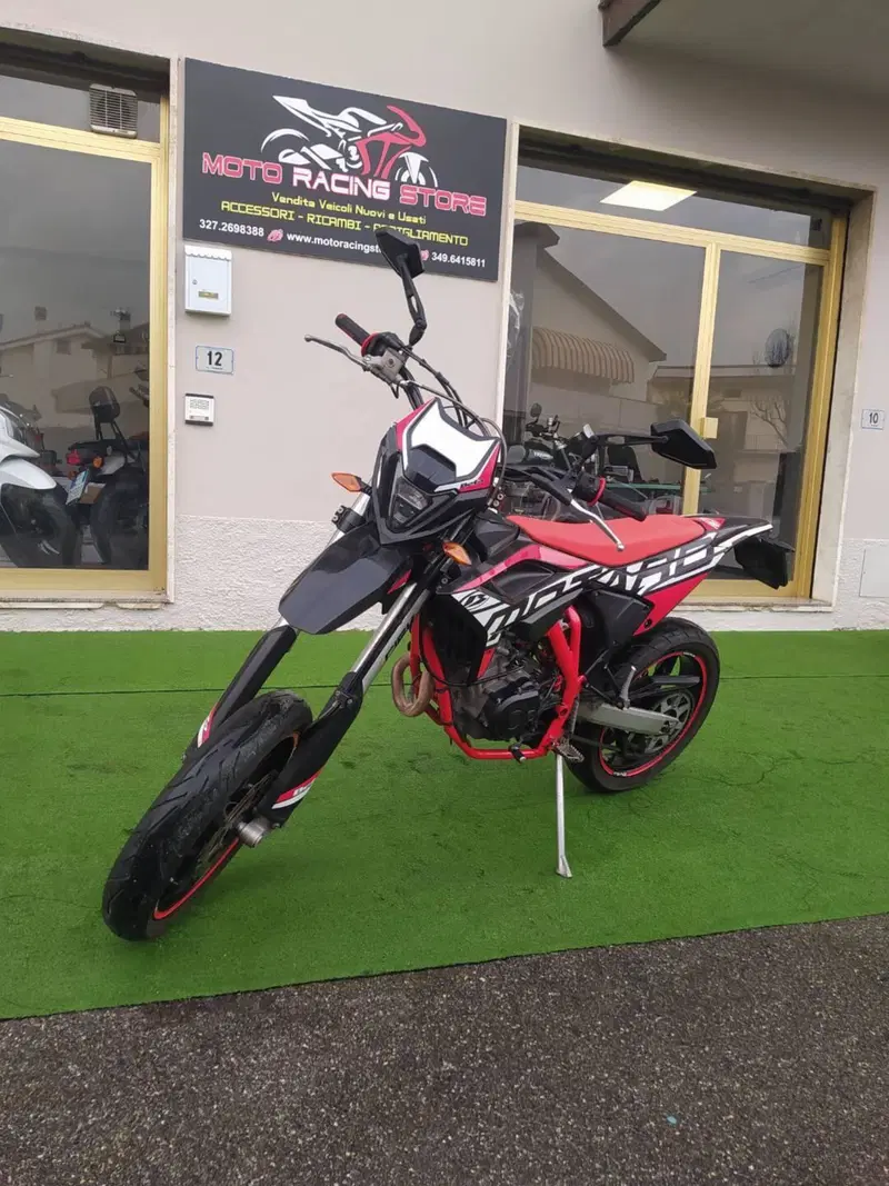 Betamotor RR 125 4T Motard LC (2021 - 23) (5)