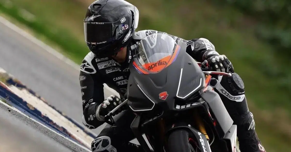 MotoGP 2026. Jorge Martin torna in pista sulla RS 660 per testare la sua condizione fisica [VIDEO]