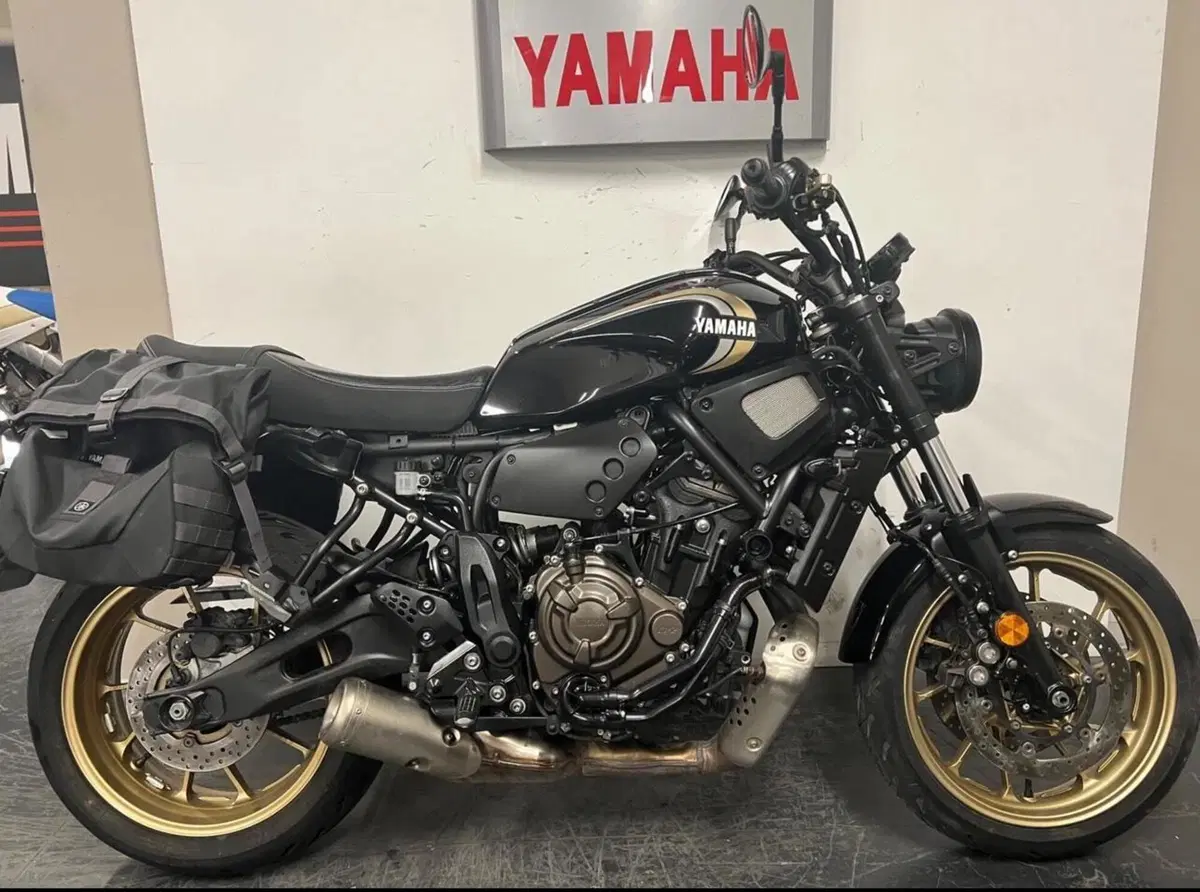 Yamaha XSR 700 (2022 - 26)