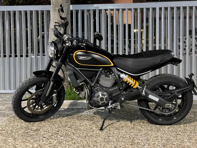 Ducati Scrambler 800 Icon (2015 - 16)
