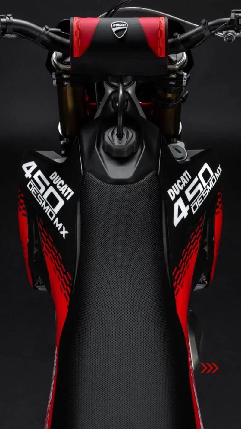 Ducati Desmo450 MX Factory (2026) (4)