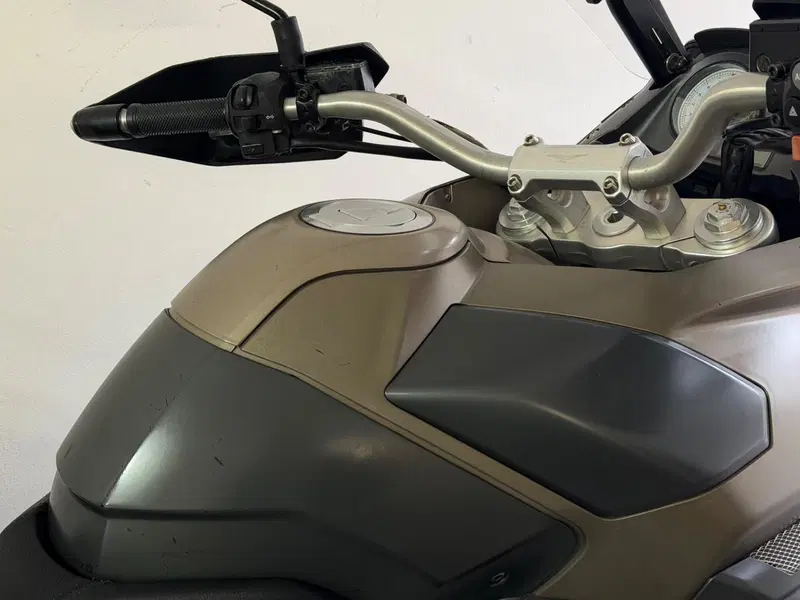 Moto Guzzi Stelvio 1200 NTX (2009 - 10) (4)