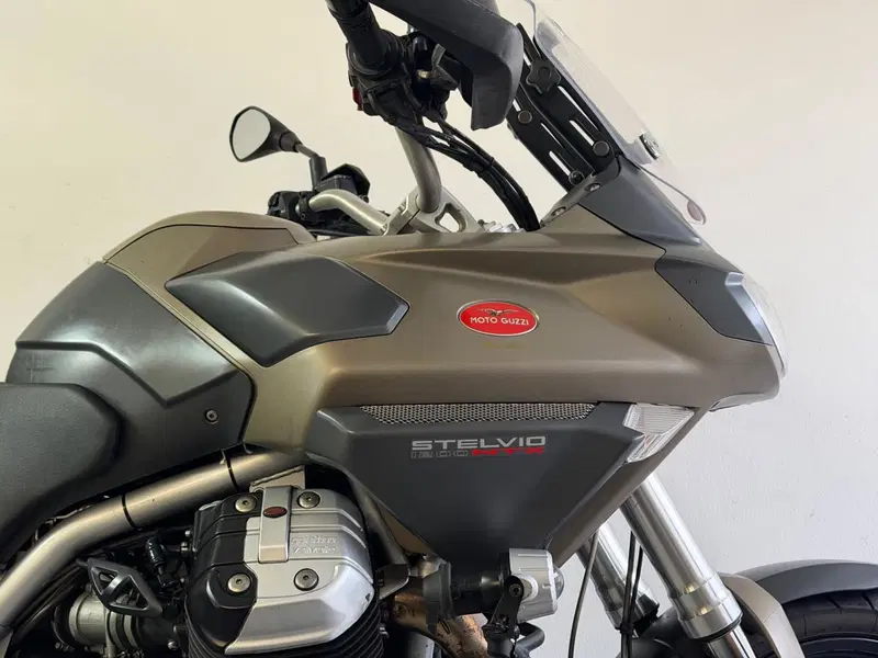 Moto Guzzi Stelvio 1200 NTX (2009 - 10) (6)