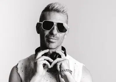 Marco Melandri dj fa sul serio: in arrivo due brani, Gas e Reflekt