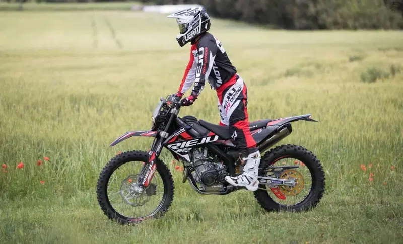 Rieju MR 125 Pro (2026) (5)