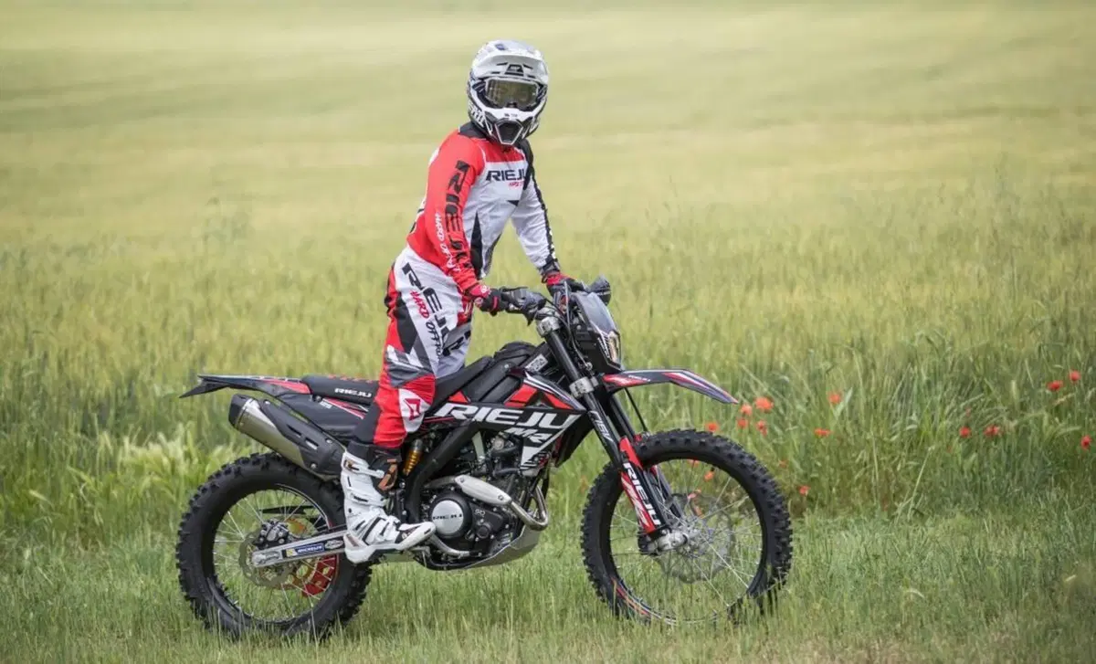 Rieju MR 125 Pro (2026) (6)