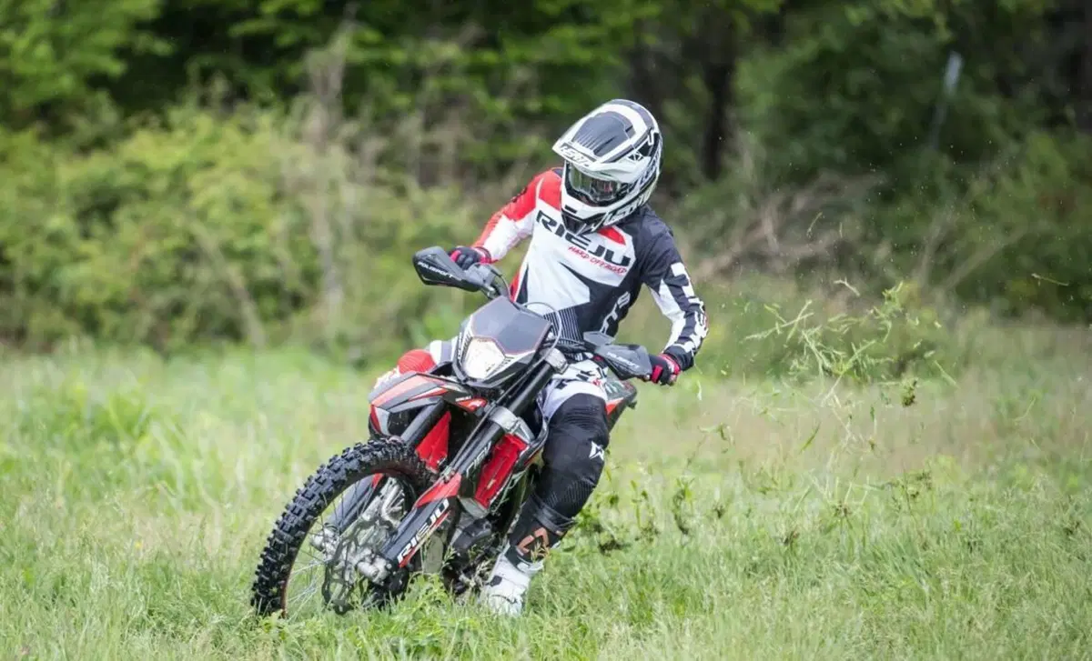 Rieju MR 125 Pro (2026) (9)