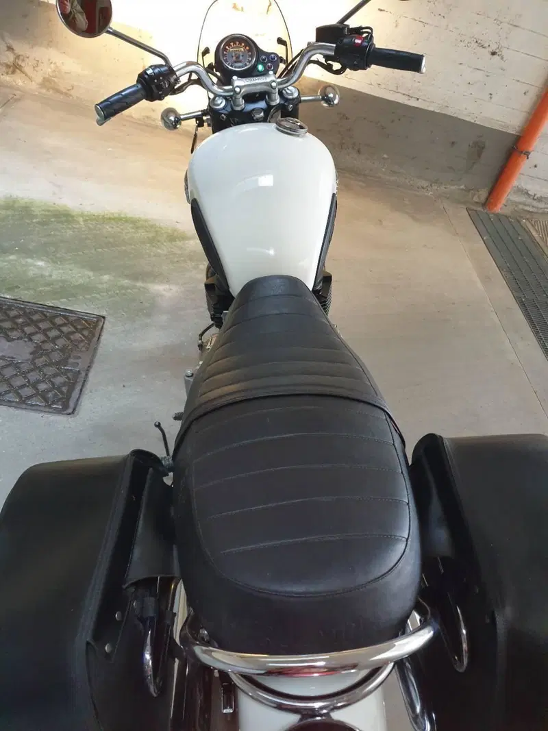 Triumph Bonneville (2007 - 16) (3)