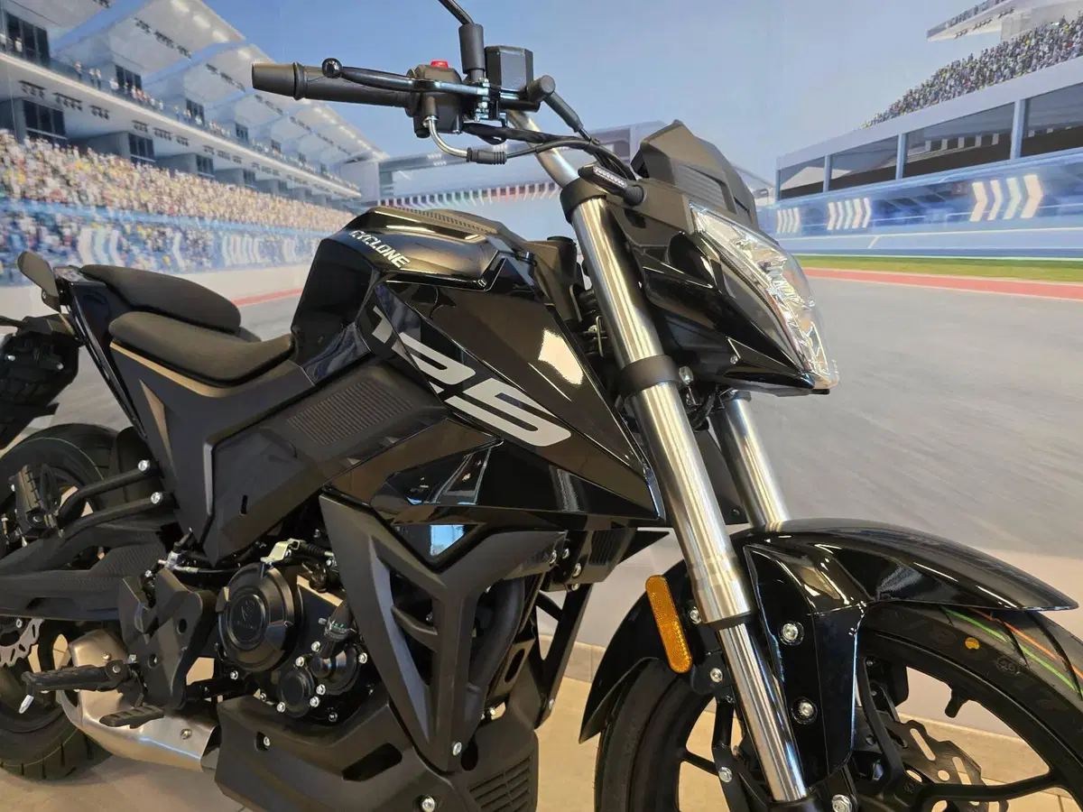 Cyclone Battlo 5S (2025 - 26) (17)