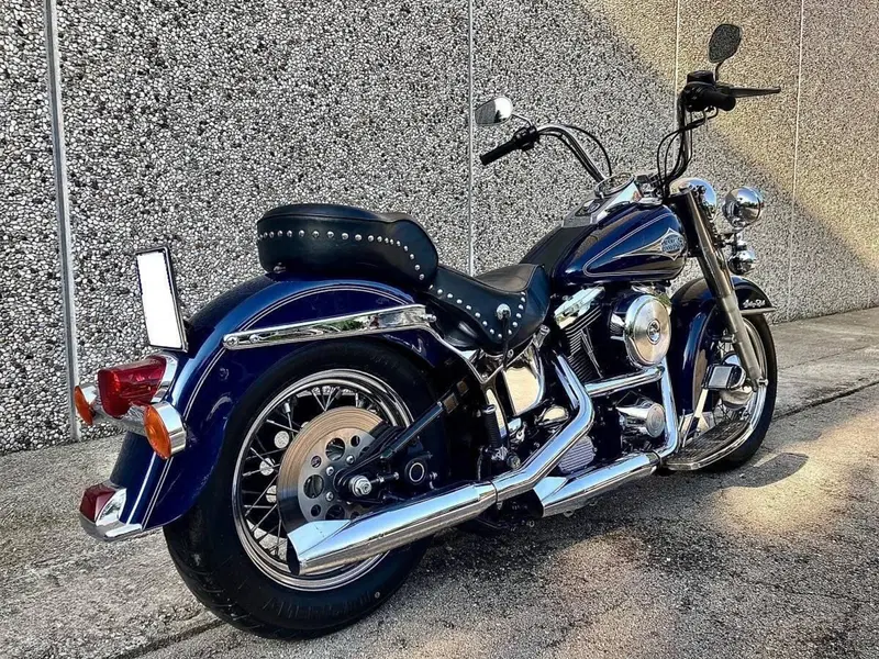 Harley-Davidson 1340 Heritage Classic (1984 - 98) - FLSTC (8)