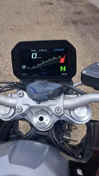 Bmw F 900 R (2021 - 24) usata