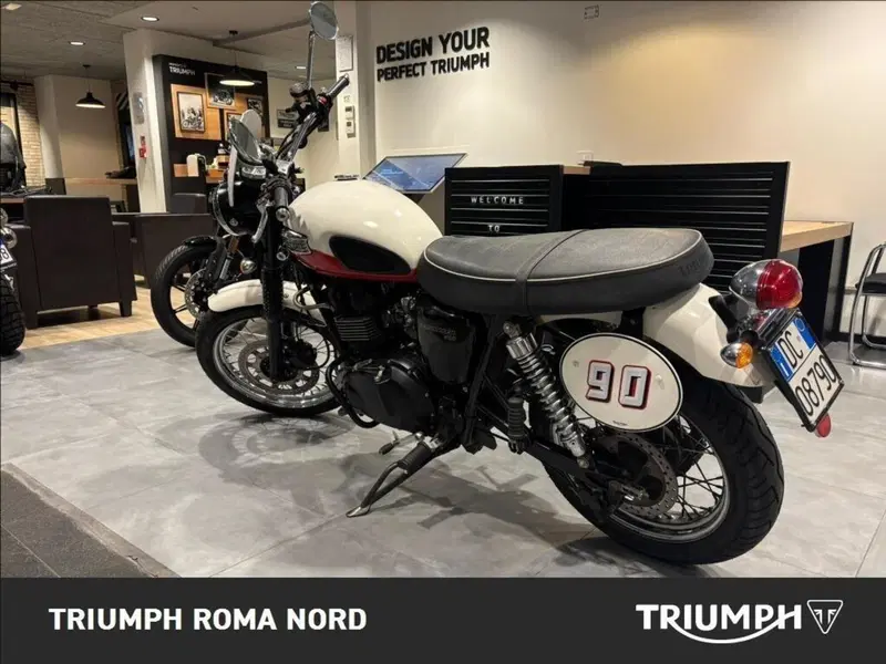Triumph Scrambler (2006 - 17) (3)