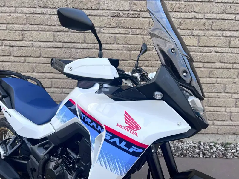 Honda Transalp XL750 (2023 - 24) (3)