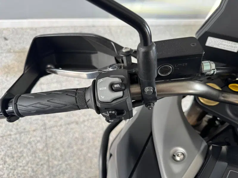 Suzuki V-Strom 1000 ABS (2014 - 17) (8)