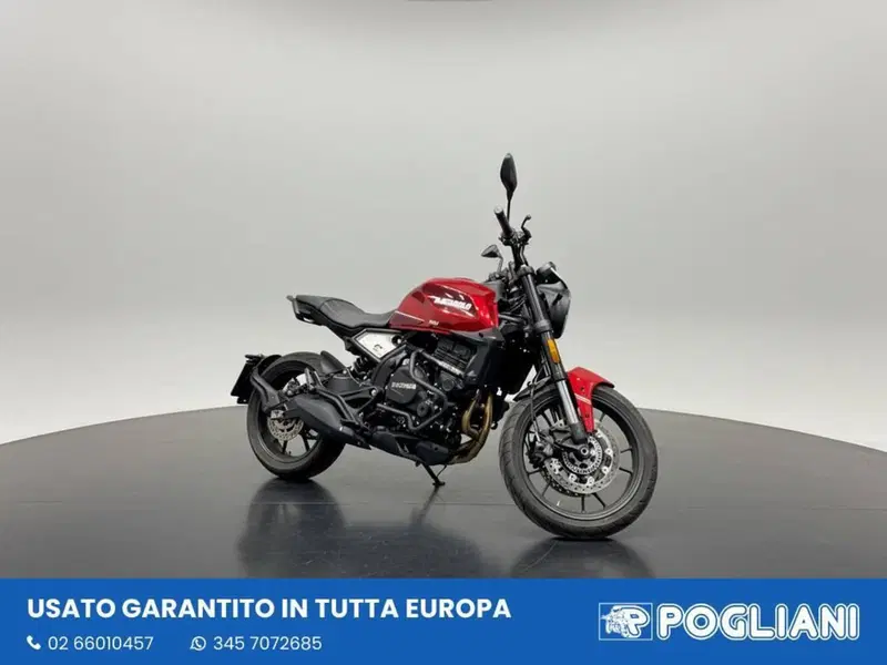 Moto Morini SEIEMMEZZO STR (2022 - 26) (2)