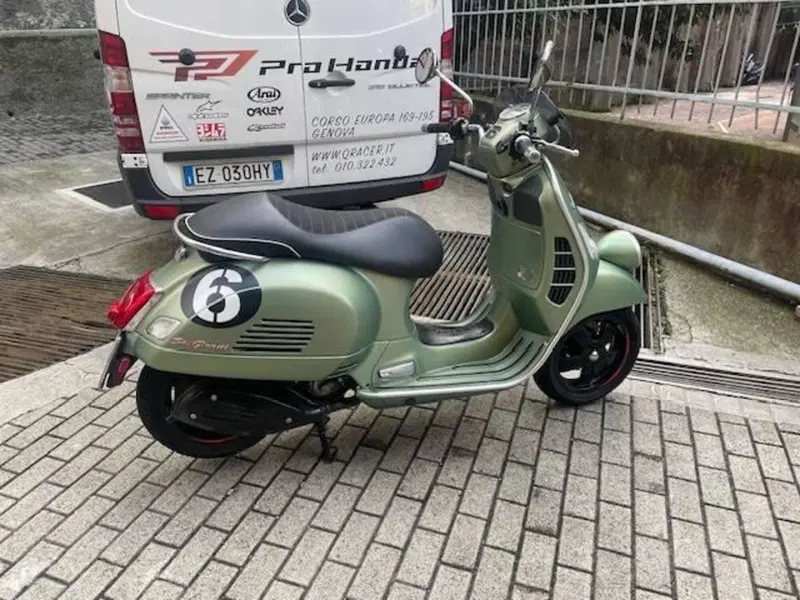 Vespa Sei Giorni 300 (2017 - 19)