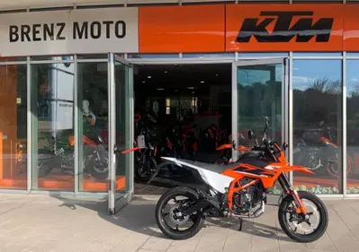 KTM 125 SMC R (2025 - 26) nuova