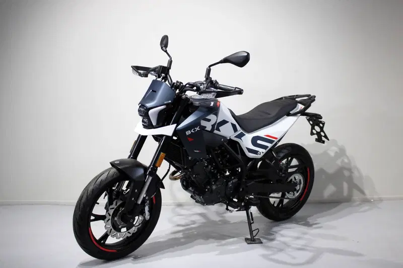 Benelli BKX 125 S (2026) (3)