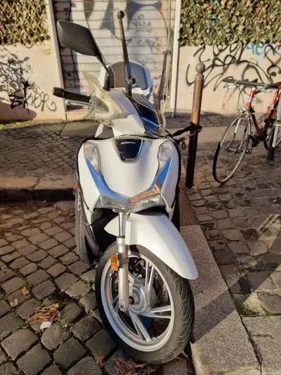 Honda SH 150i (2020 - 23) usata