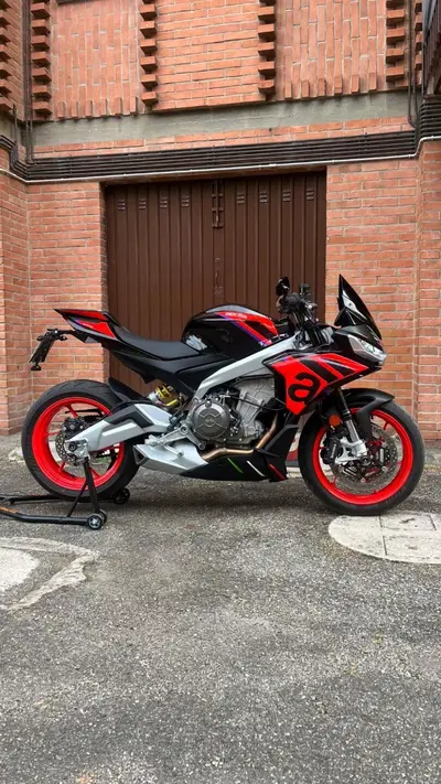 Aprilia Tuono 660 Factory (2022 - 24) usata
