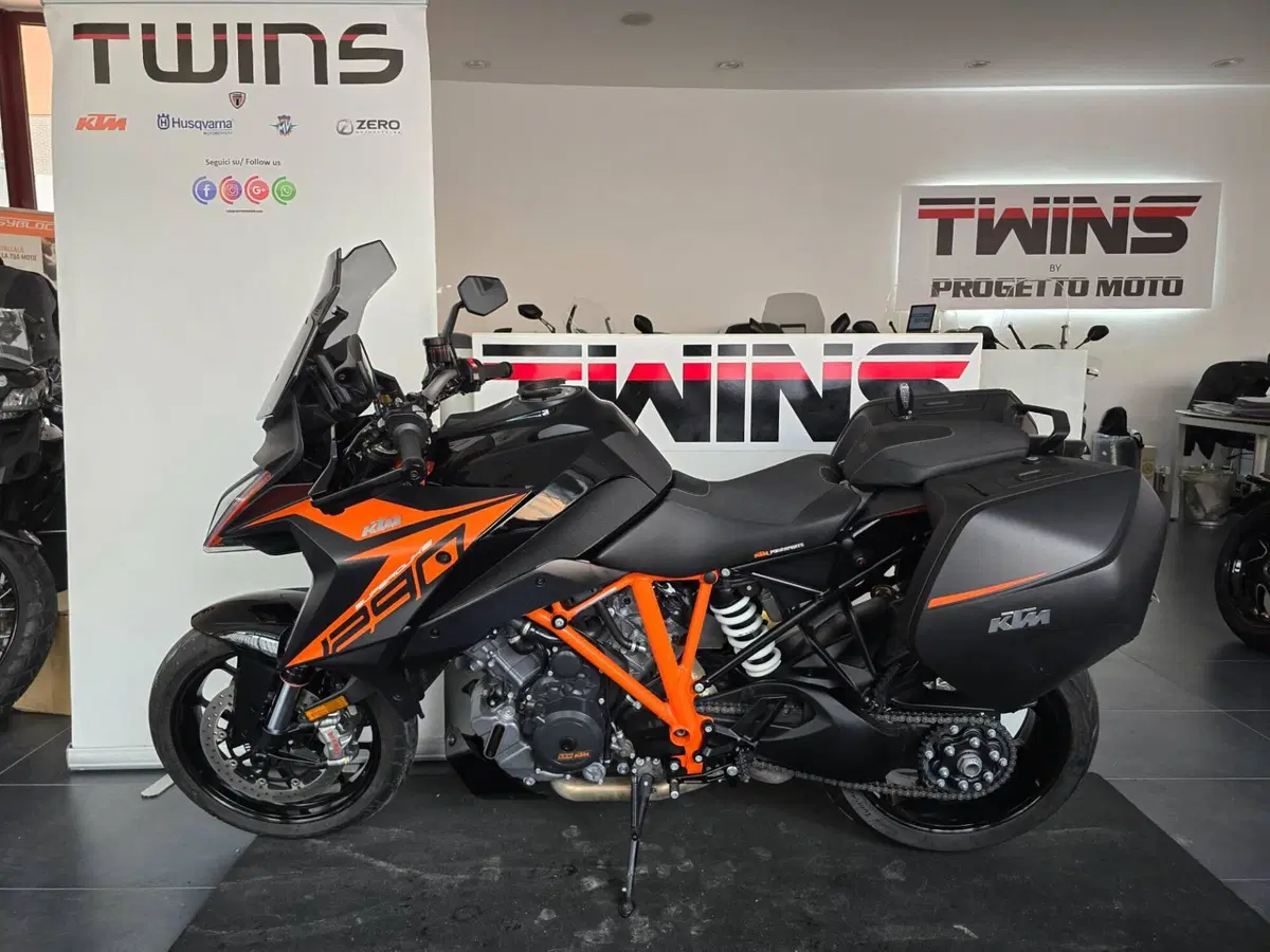 KTM 1290 Super Duke GT (2022 - 25) (5)