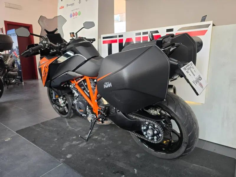 KTM 1290 Super Duke GT (2022 - 25) (6)