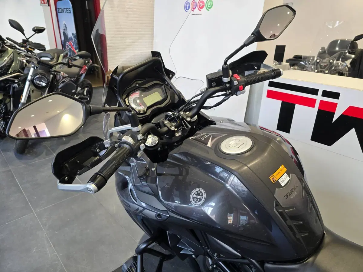 Benelli TRK 502X (2021 - 26) (11)