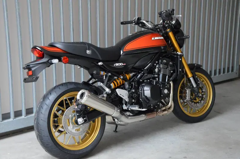Kawasaki Z 900 RS SE (2026) (3)