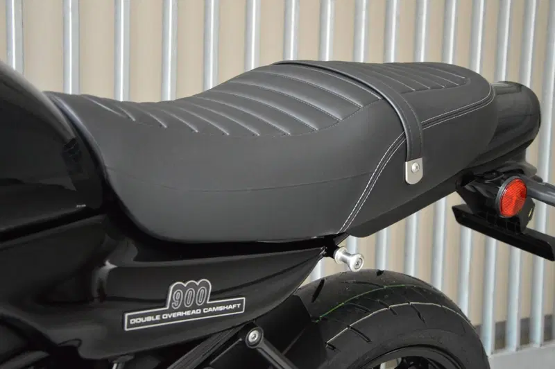Kawasaki Z 900 RS Black Ball Edition (2026) (16)