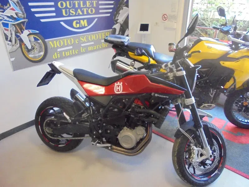 Husqvarna Nuda 900 R (2011 - 13)