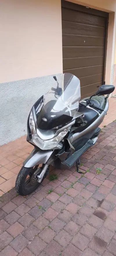 Honda PCX 125 (2009 - 13) usata