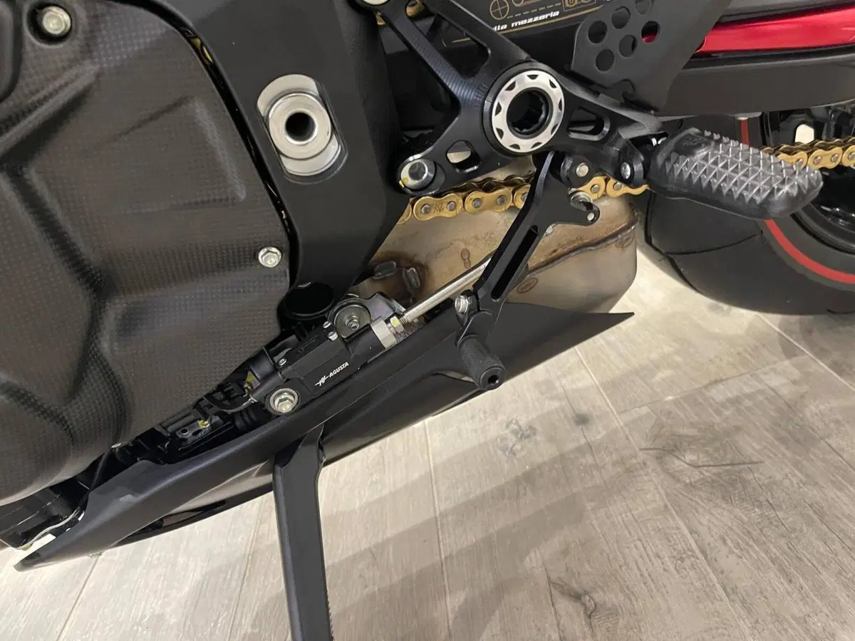 MV Agusta Rush 1000 (2023 - 26) (15)