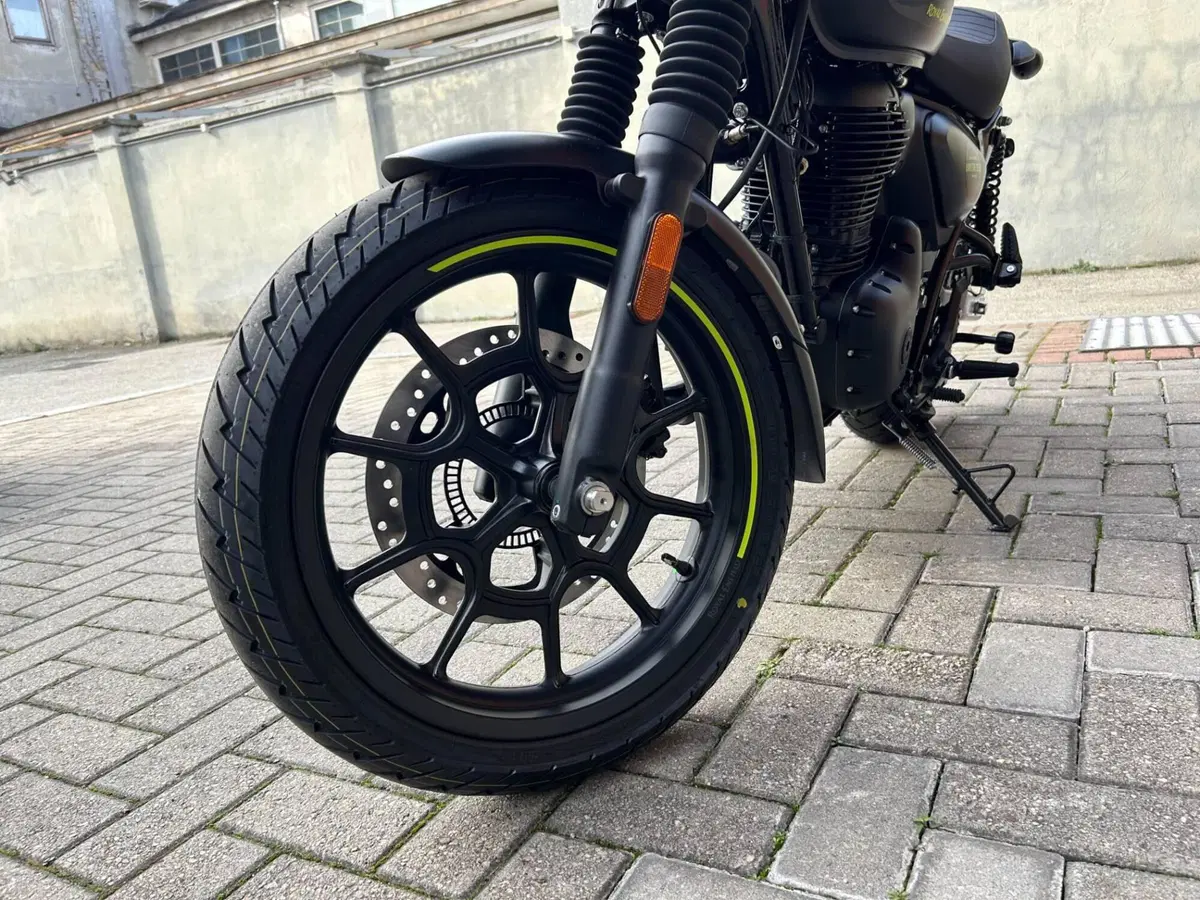 Royal Enfield HNTR 350 (2022 - 26) (9)