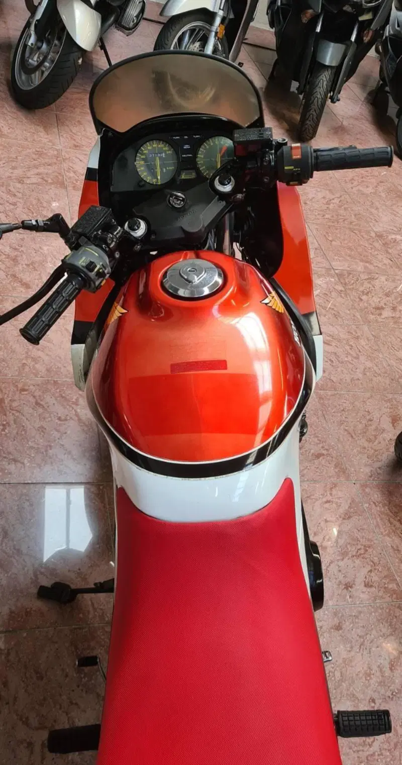 Honda VF 500 F (1983 - 87) (3)