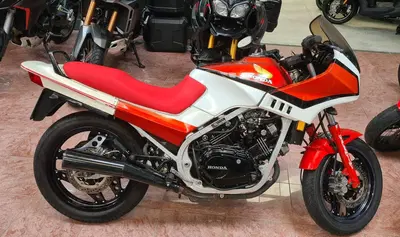 Honda VF 500 F (1983 - 87) usata