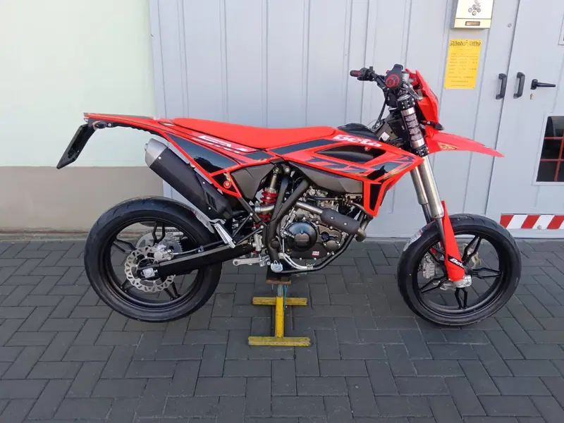 Betamotor RR 125 4T Motard T (2025 - 26)