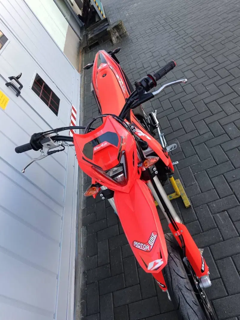 Betamotor RR 125 4T Motard T (2025 - 26) (20)