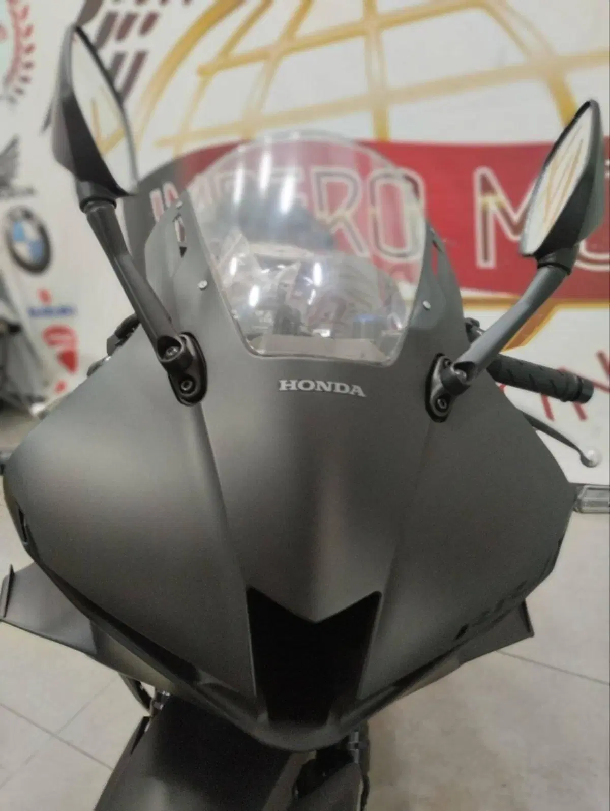Honda CBR 600 RR (2024 - 26) (4)